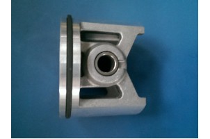 Поршень Homelite 4016, 4018 43мм палец 9,5мм у зборі бензопила оригінал